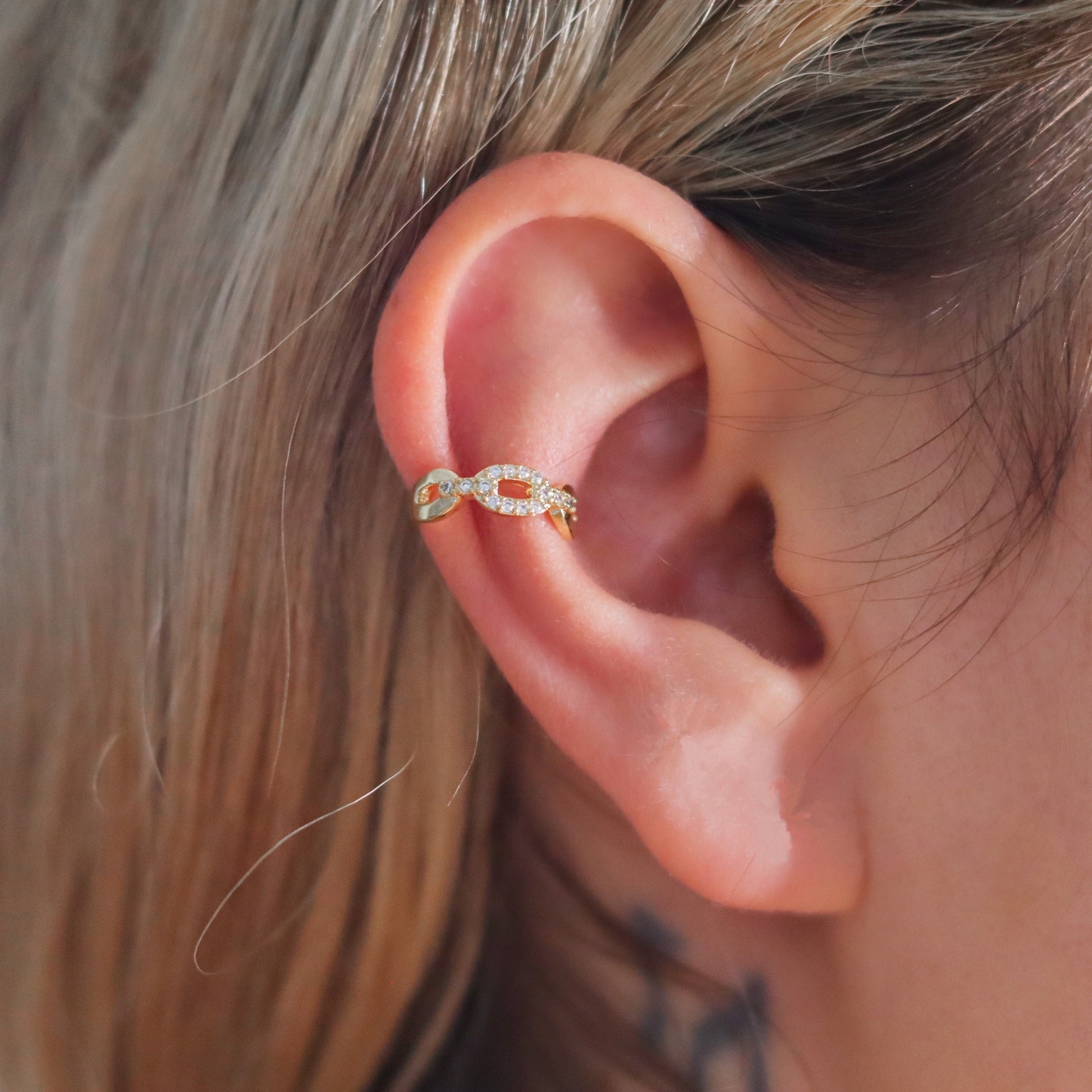 Luana Ear Cuff Gold